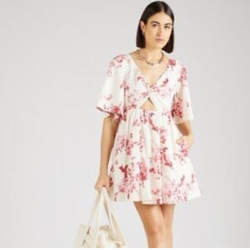 Abercrombie & Fitch White and Pink Floral Dress